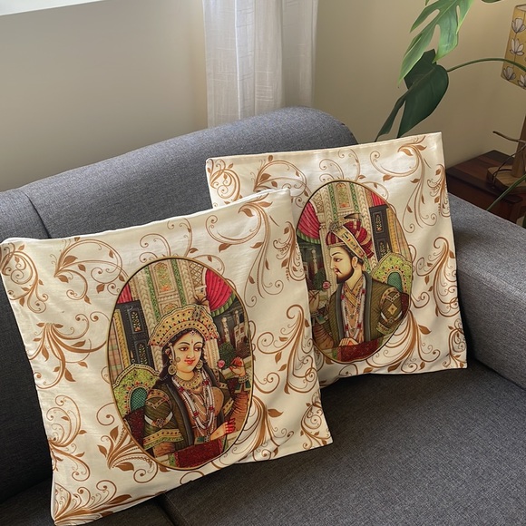 Accent Cushion covers - set of two - Picture 5 of 5